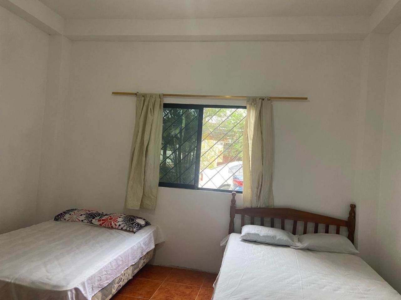 Hosteria Del Puerto Puerto López エクステリア 写真